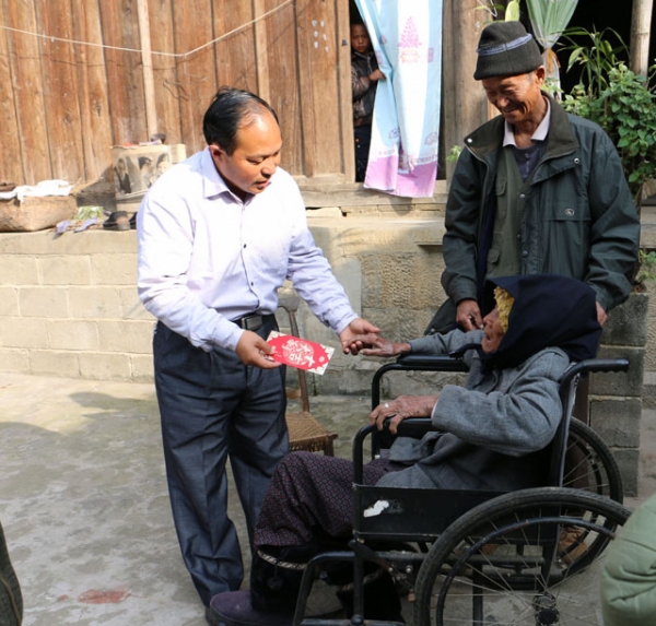 春节慰问3.jpg