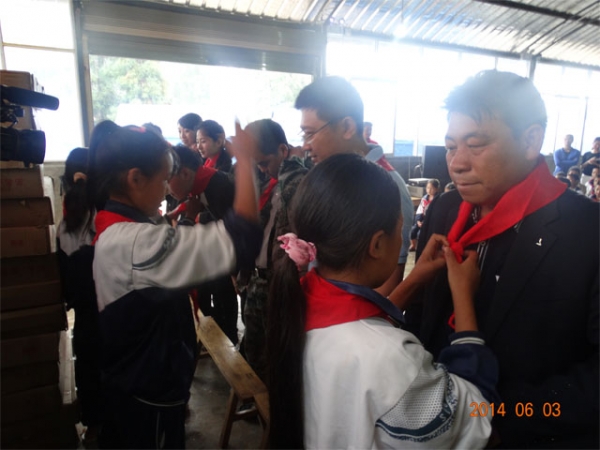 一方有难 汇集八方爱心2.jpg