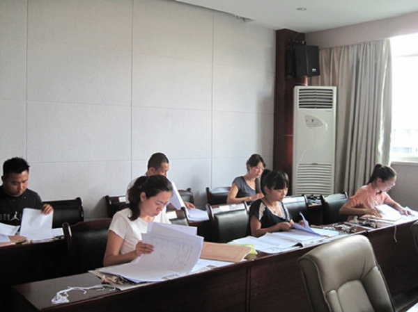 提高技能  服务审判3.jpg