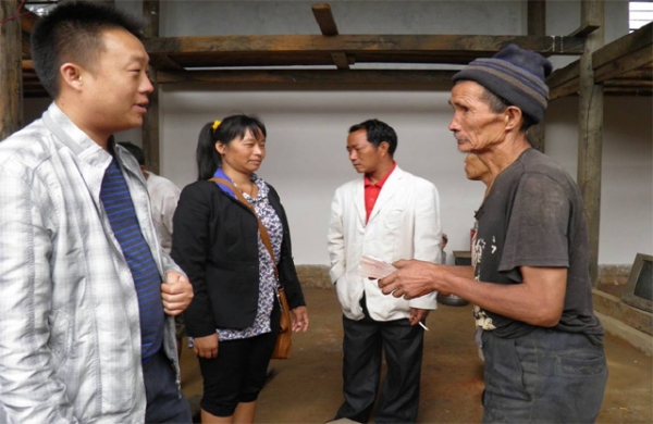 办实事  解民忧  送温暖1.jpg