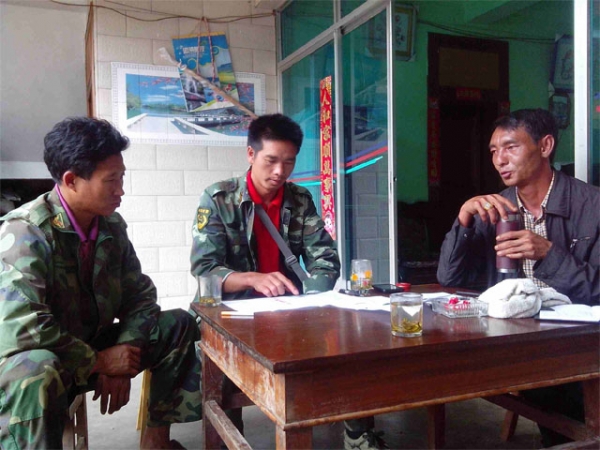 严把监督关 落实安置点5.jpg