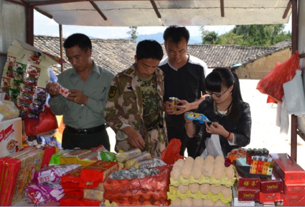 开展安全联合大检查  加强灾后食品安全监管1.jpg