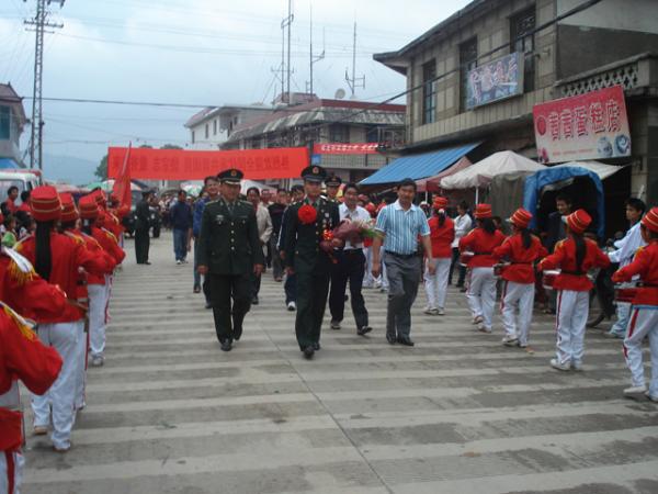 5f0332aea3550372_jpg_cthumb