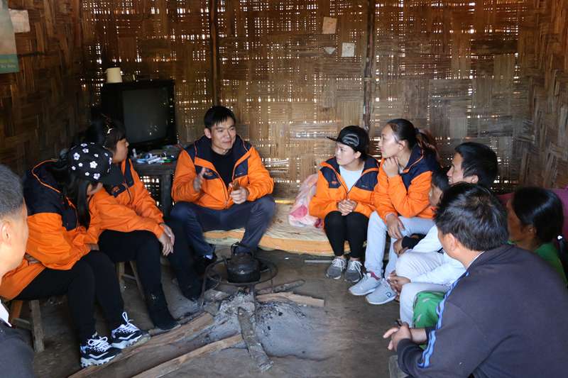 盈江成立首家中国下一代教育基金会展翅翱翔基金志愿者爱心基地1209122791417E3