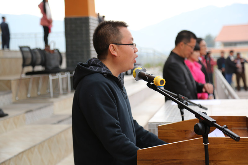 22016年盈江县第二届中小学生运动会隆重开幕