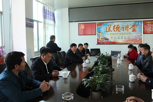 1春节慰问暖人心 劳模精神正能量