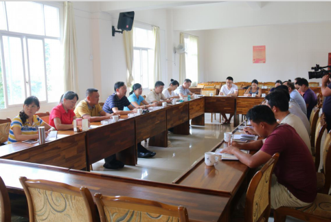 德宏州委调研旧城镇基层政权建设工作