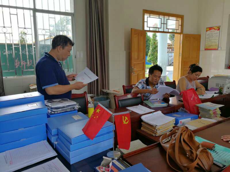 教育局开展学校传染病防控督查工作1