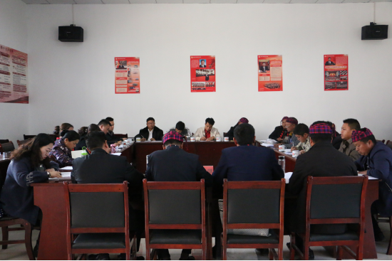 卡场镇第十三届人民代表大会第二次会议顺利召开8