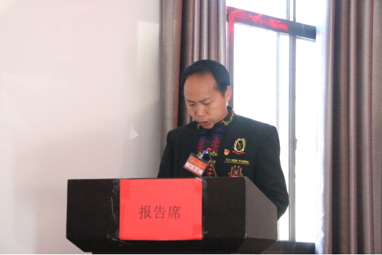 卡场镇第十三届人民代表大会第二次会议顺利召开5