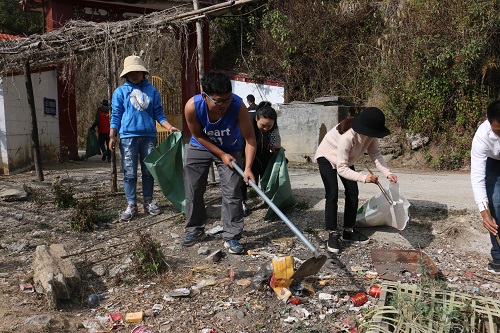 开展生态环境整治 提升人居环境质量2