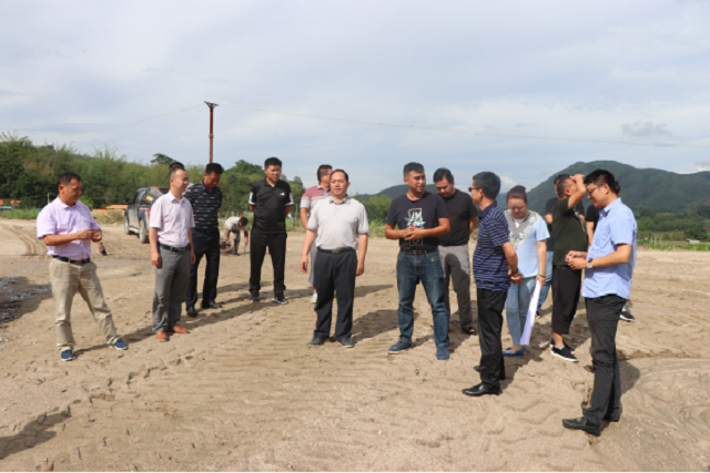 盈江县政府组织水利局等相关单位到瑞丽学习交流采砂整治工作经验1