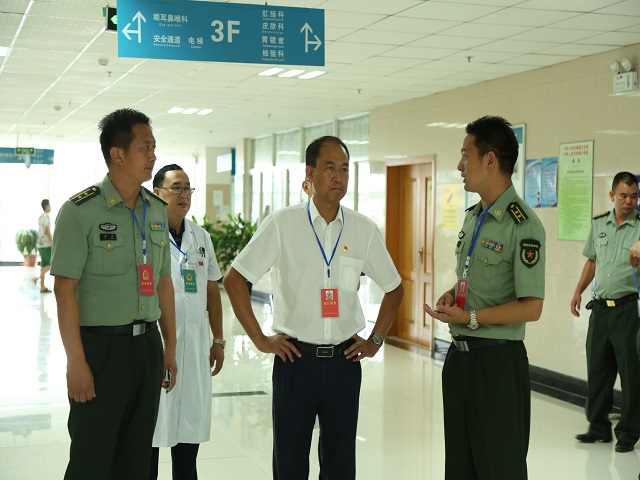 盈江县圆满完成2018年度征兵体检工作1