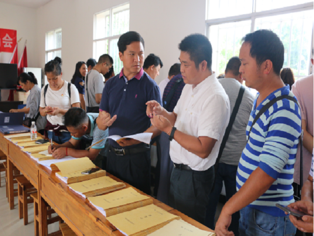 看典型、学经验、找差距，盈江县平原镇脱贫攻坚在行动2