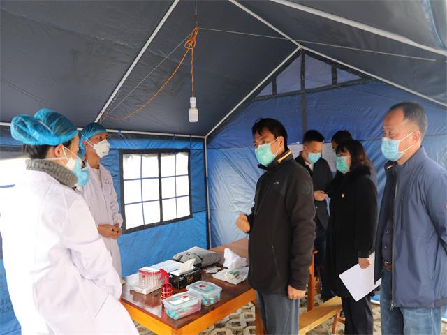 6.看望慰问一线医护人员