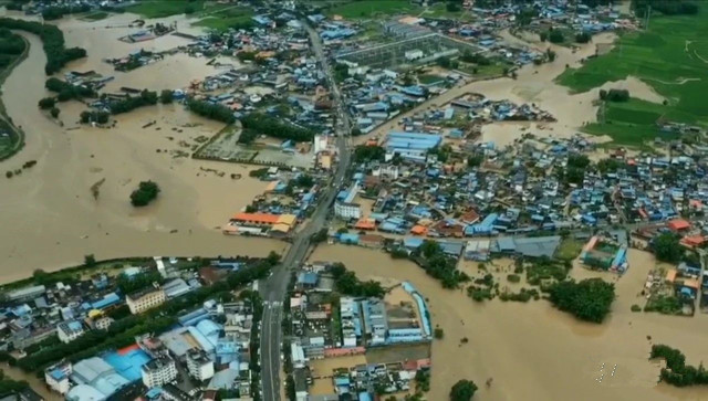 e4b6747bc015e5056d0e8efb5abce9a_副本