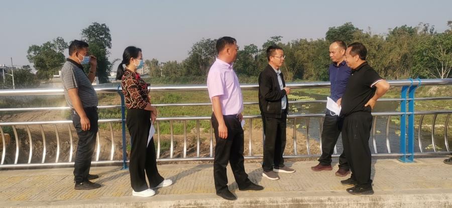 4d0f5f2a5ae76f716f2d482952d72ee