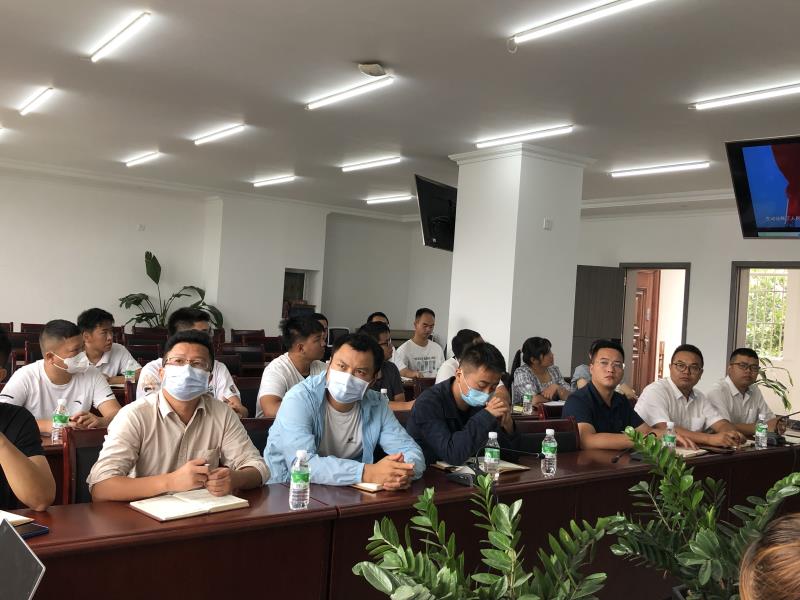 观看学习电视专题片