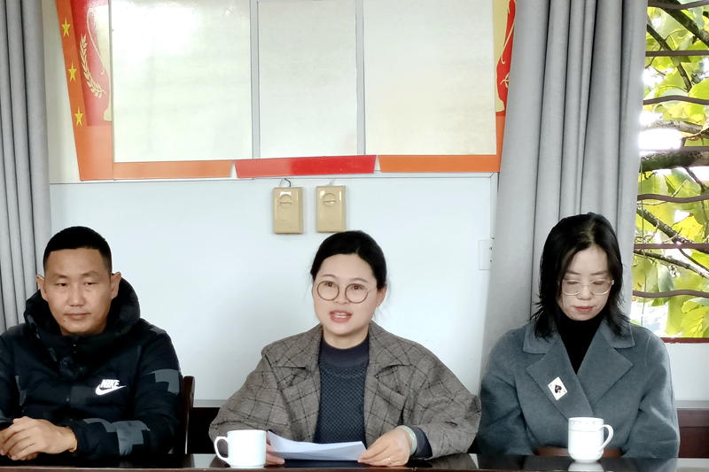 3 教师代表发言_副本