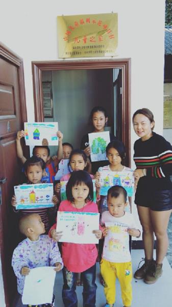 芒章村儿童之家活动