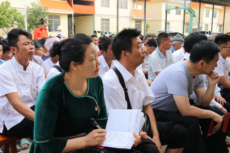 1a8bf21e43609779656d7925e555660