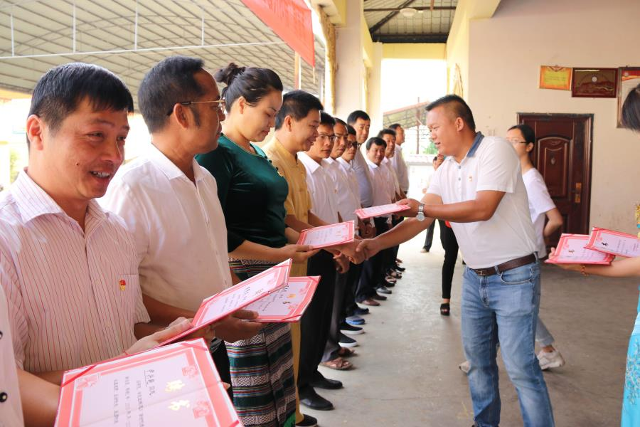 2974977b6cd3b9cc8892e35b6c60deb