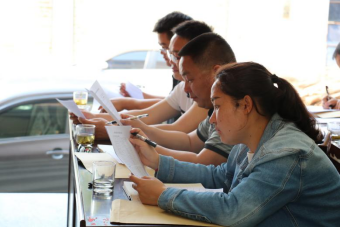 53d2bf61ed5d18f0c42bf8db706633a