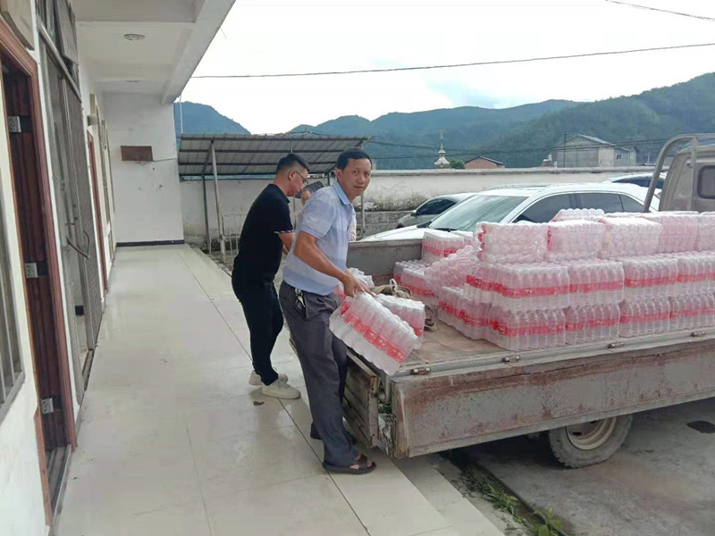 aec0765ead3d5debaa8b1cfc1fe6ac1